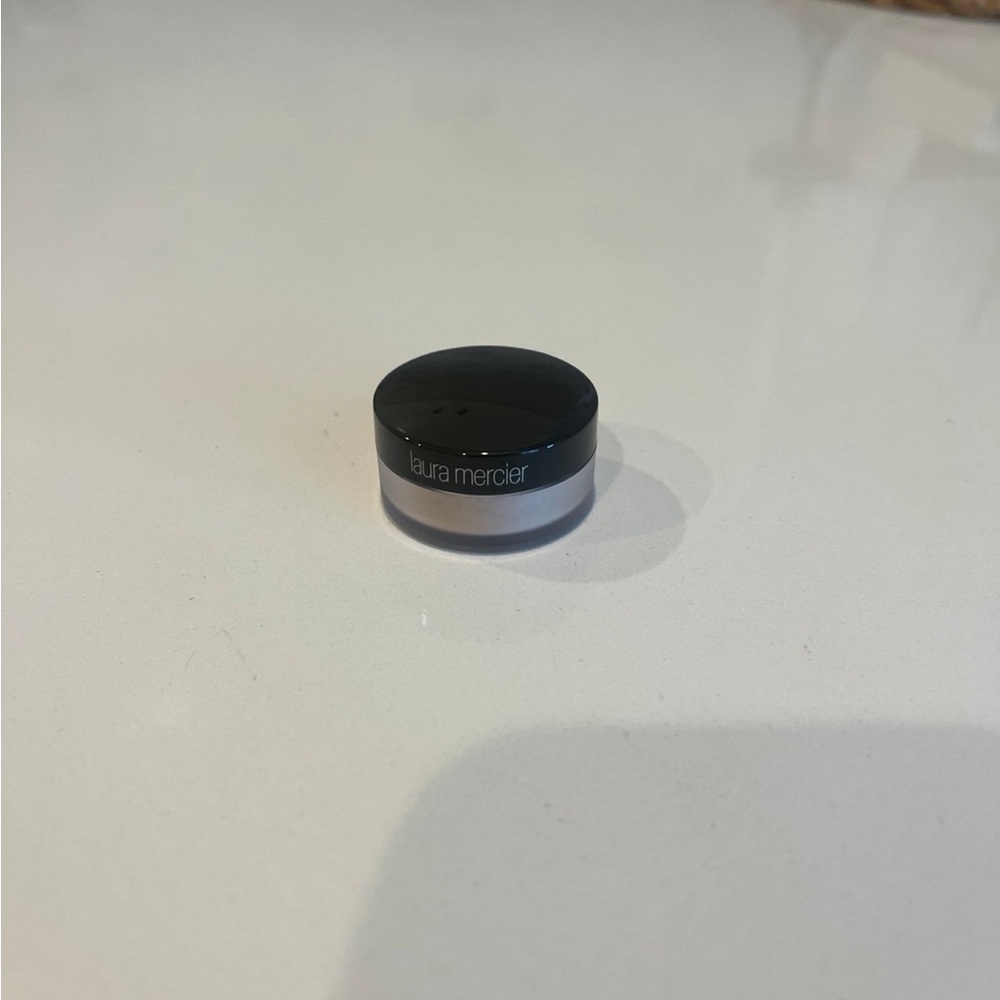 NWT! Laura Mercier - Translucent Loose Setting Powder - Mini!
